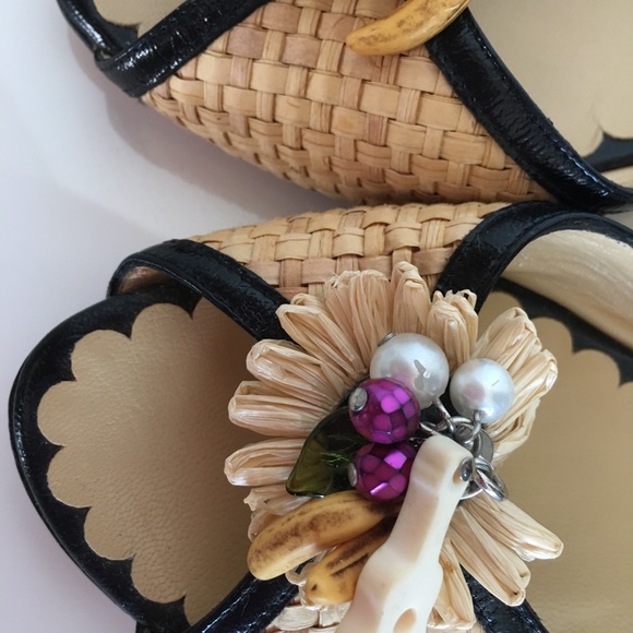 Moschino Mules Sz 38 Straw and Patent sandals Carmen Miranda Woven Fruit - Picture 3 of 10